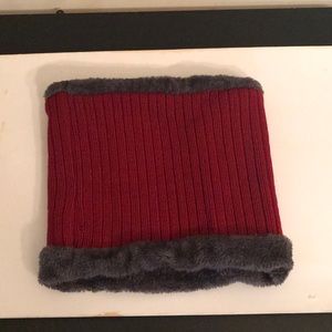Red beanie scarf